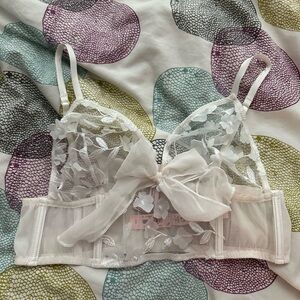 Victoria’s Secret bralette